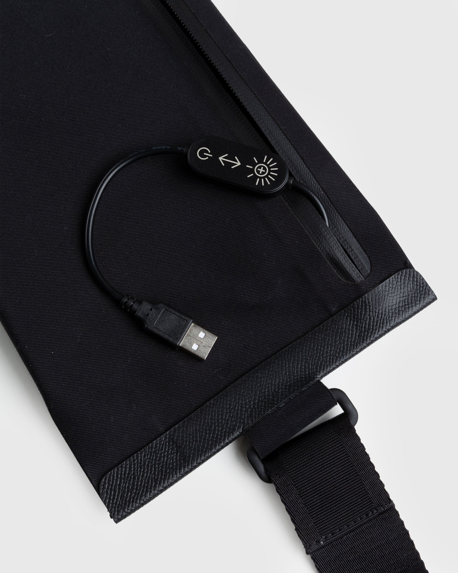 Maison Margiela – Mackintosh Crossbody Tech Bag Black | Highsnobiety Shop