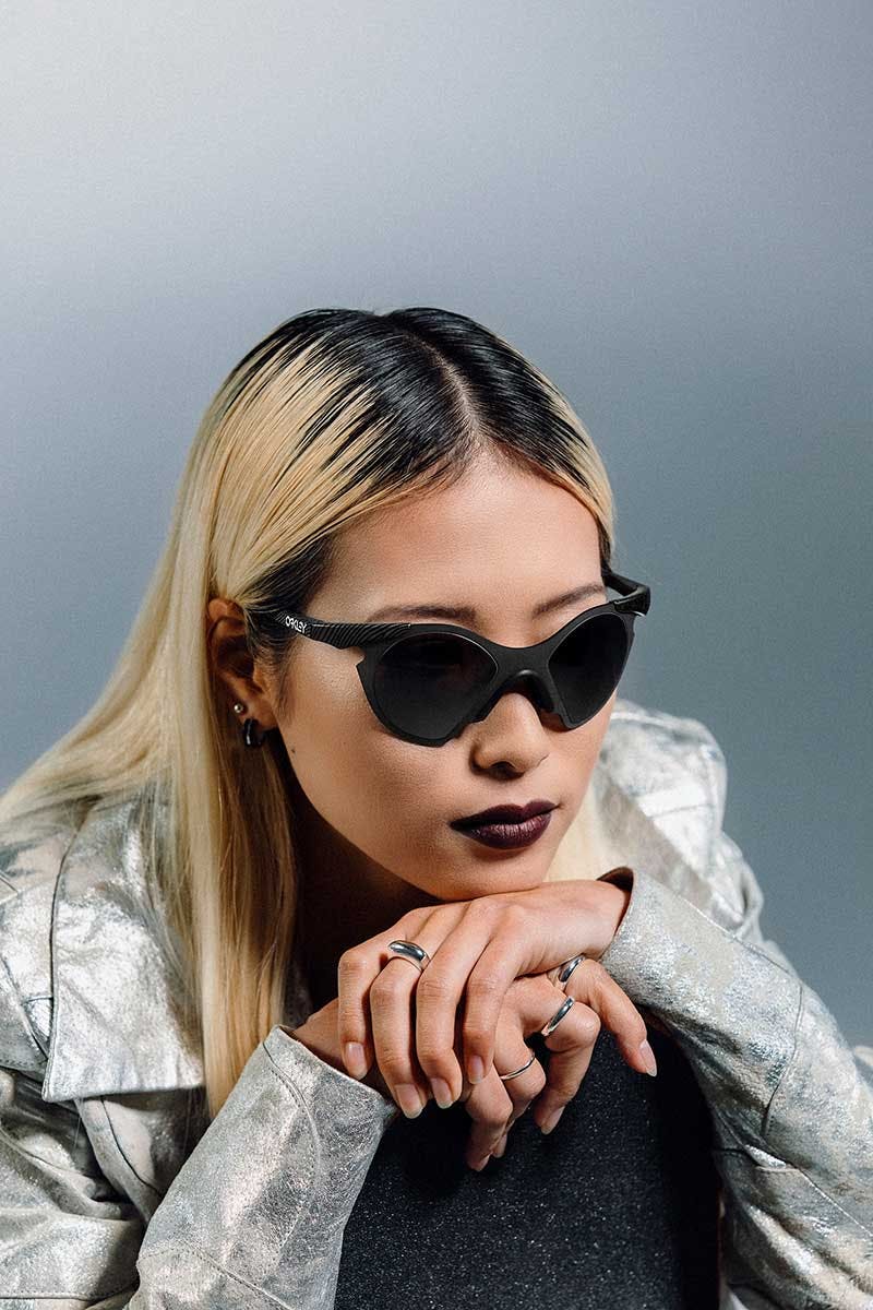 oakely-sub-zero-2022-muzm-sunglasses-release-date (4)