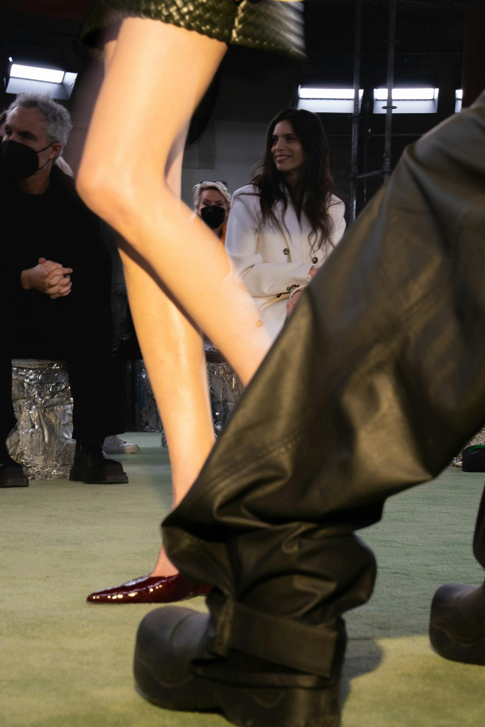 070-shake-bottega-veneta-05