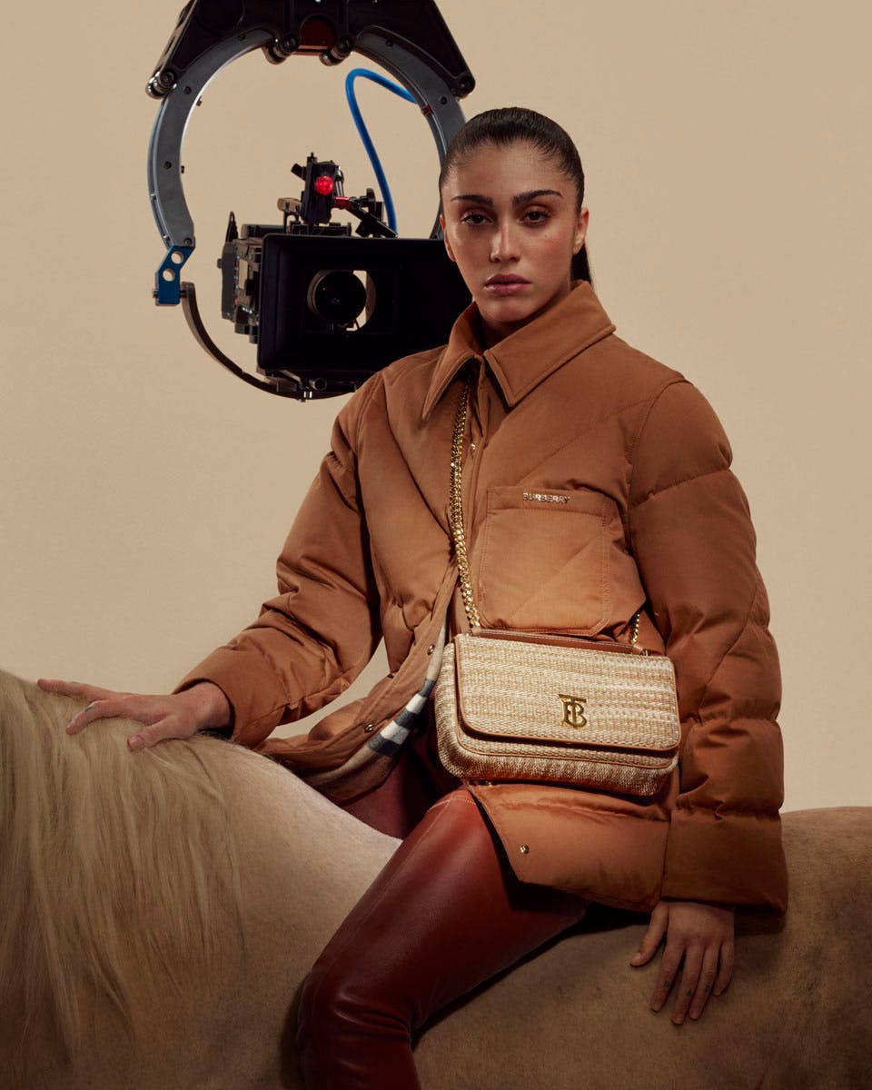 Burberry Introduces the Lola Bag Campaign - hero images c Courtesy of Burberry _ Torso Solutions_005