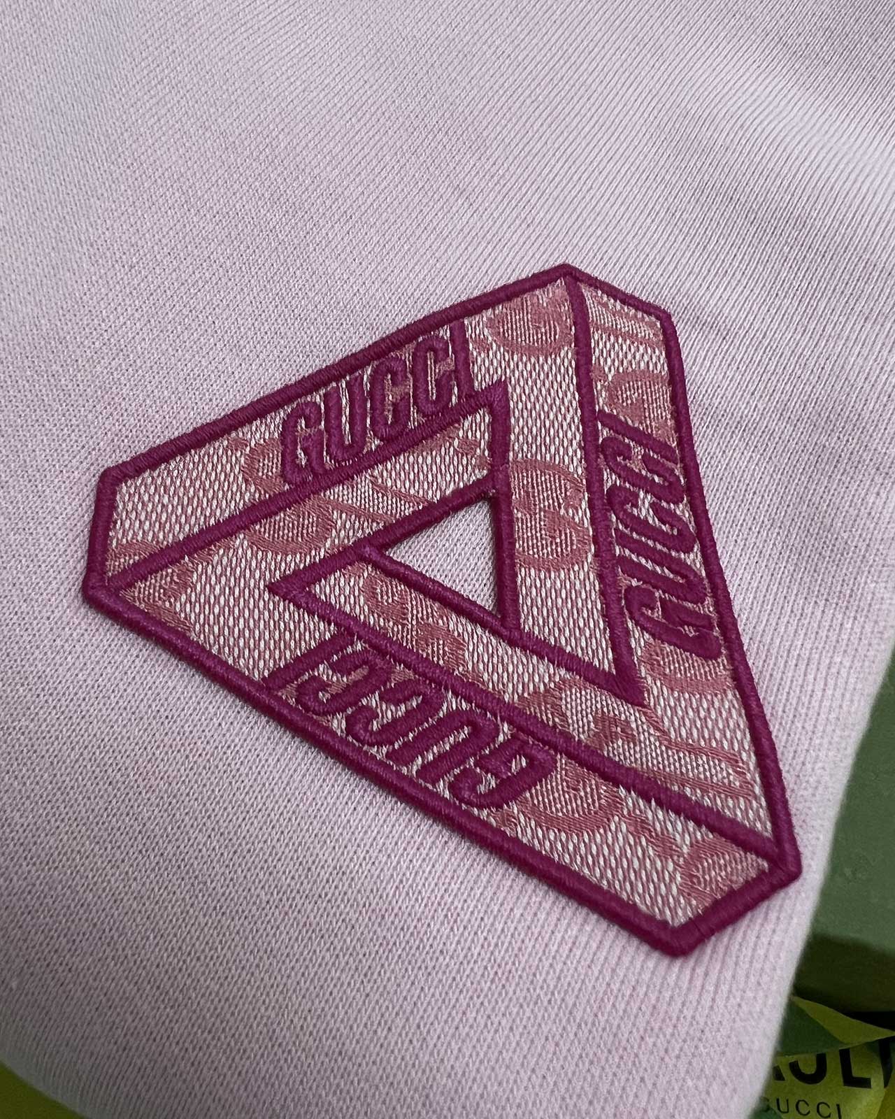 palace-gucci-collab-drop-release-date-hoodie (5)