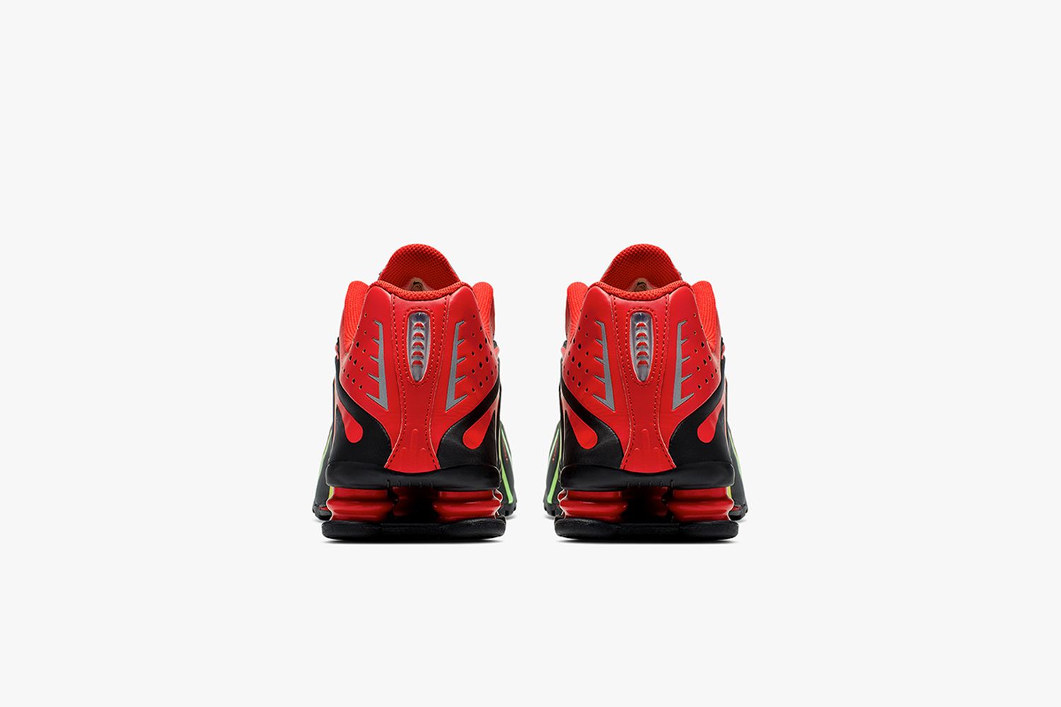 nike shox r4 snipes