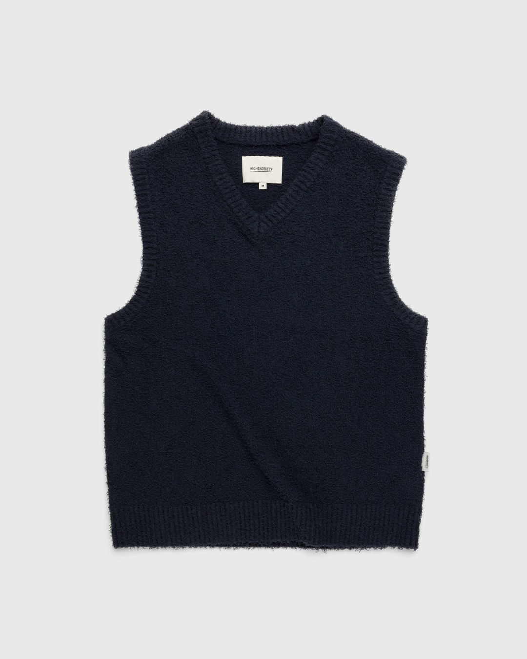 Highsnobiety – V-Neck Sweater Vest Black - Knitwear - Black - Image 1
