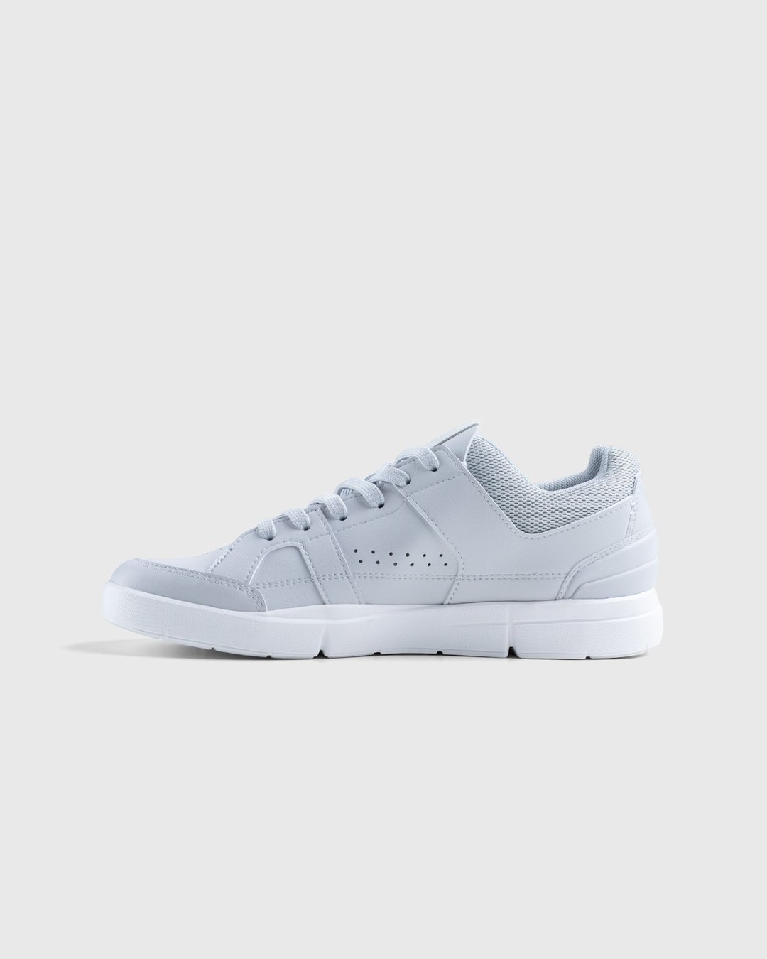 On – The Roger Clubhouse Glacier White - Sneakers - White - Image 4