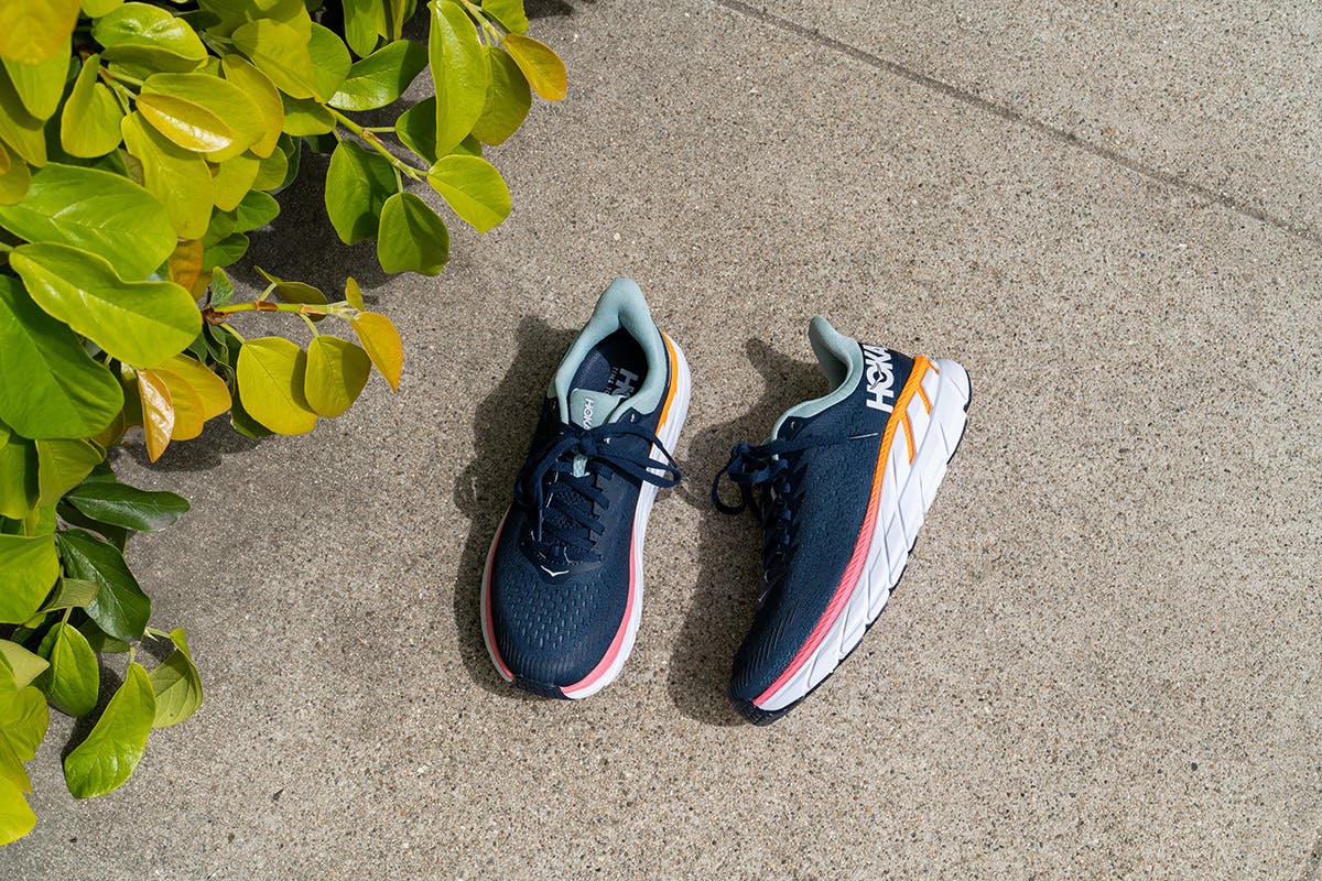 hoka one one clifton 7 editorial photos