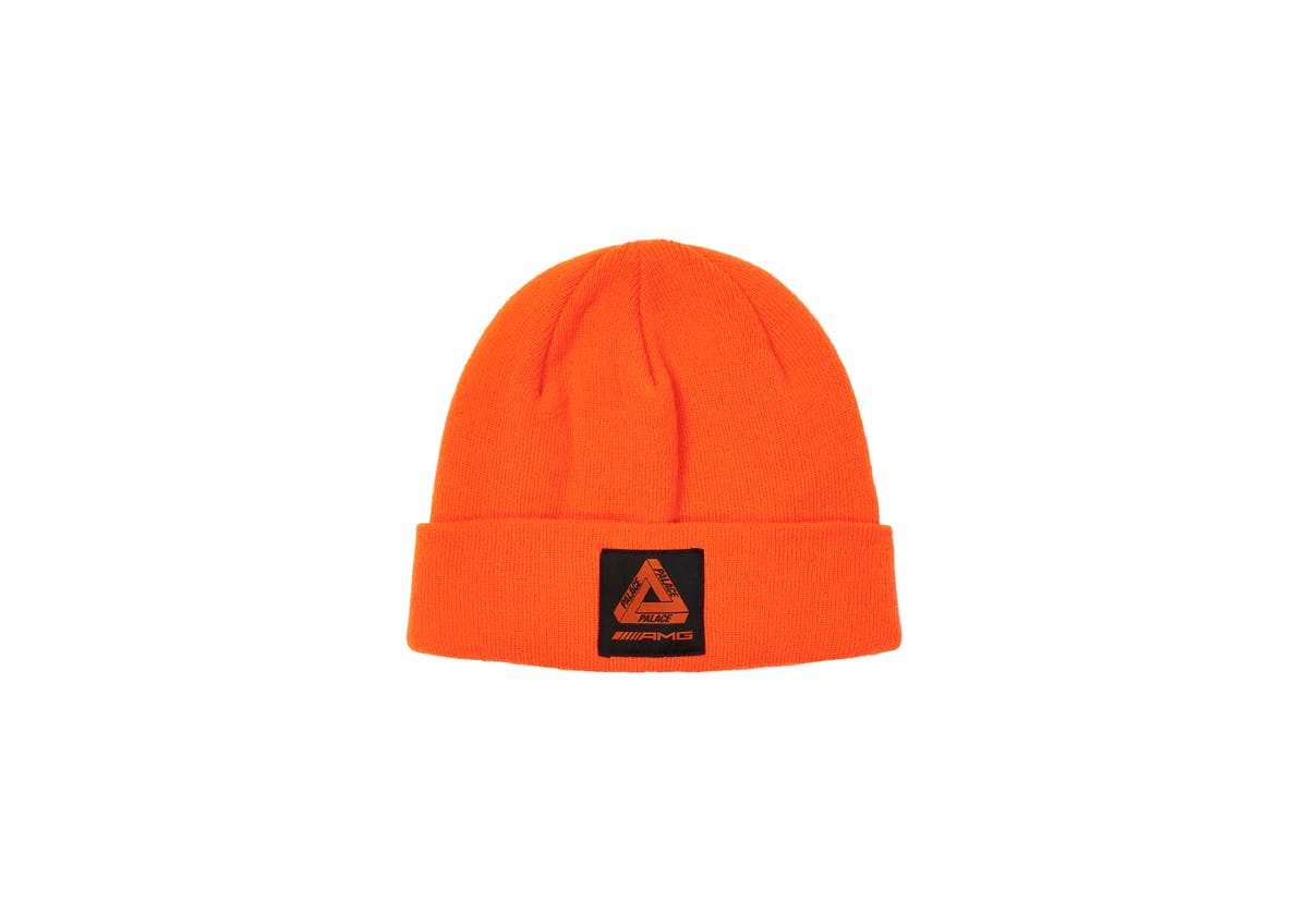 palace-skateboards-mercedes-amg-ss22-collab-cars (11)