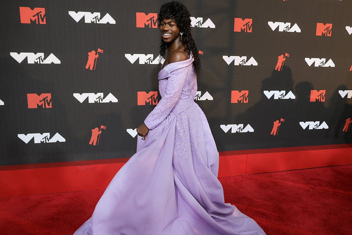 2021-mtv-vmas-looks-recap-main