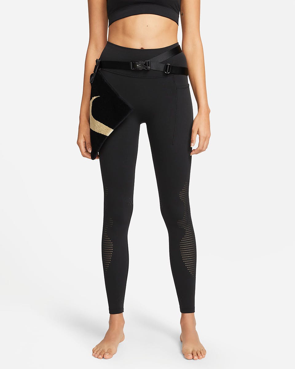 mmw-nike-yoga-collection-zoom-4-sneaker (21)