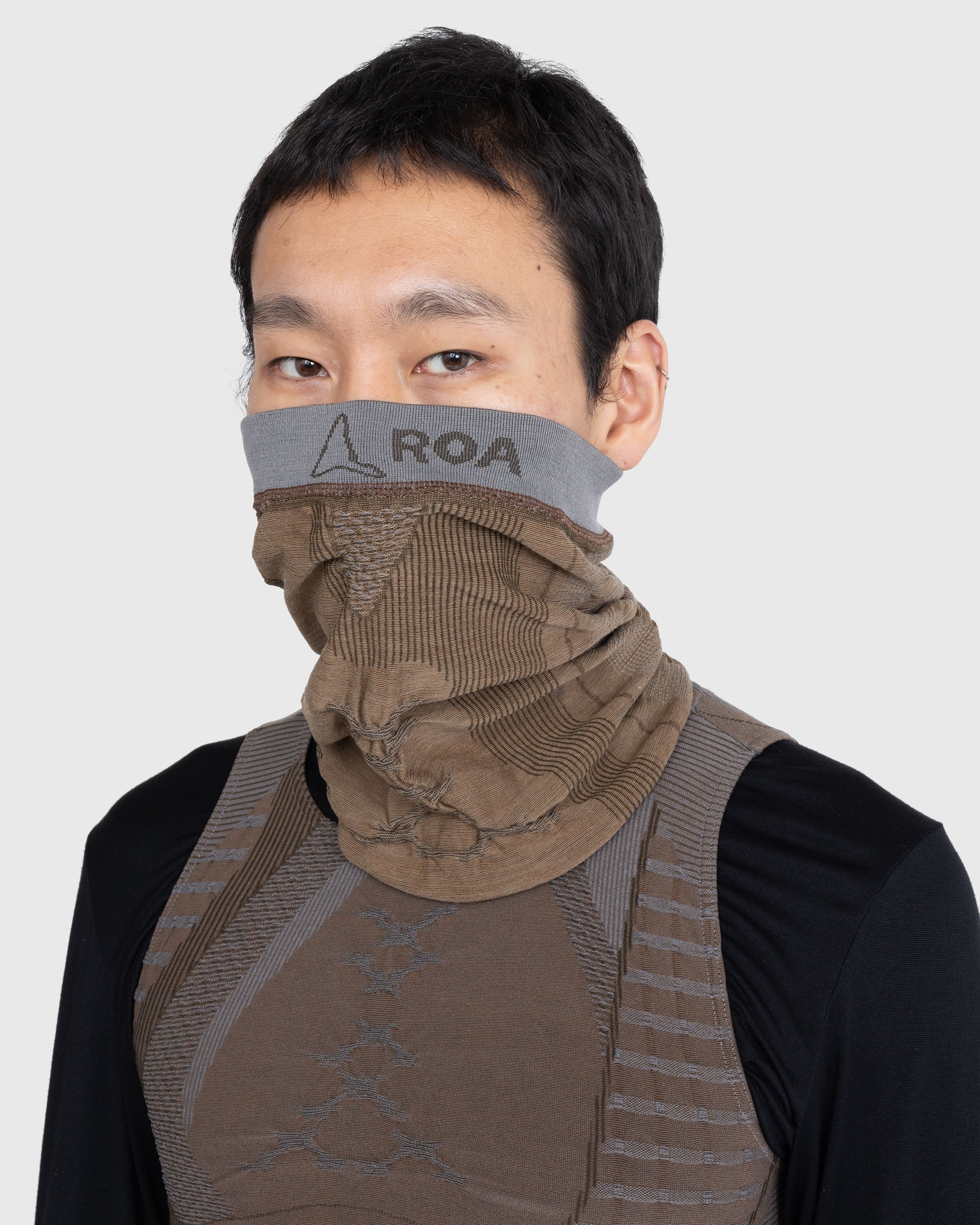 ROA – Neck Gaiter 3D Beige - Scarves - Beige - Image 3