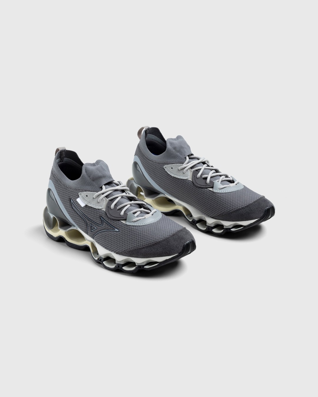 Mizuno prophecy 3 no pe top