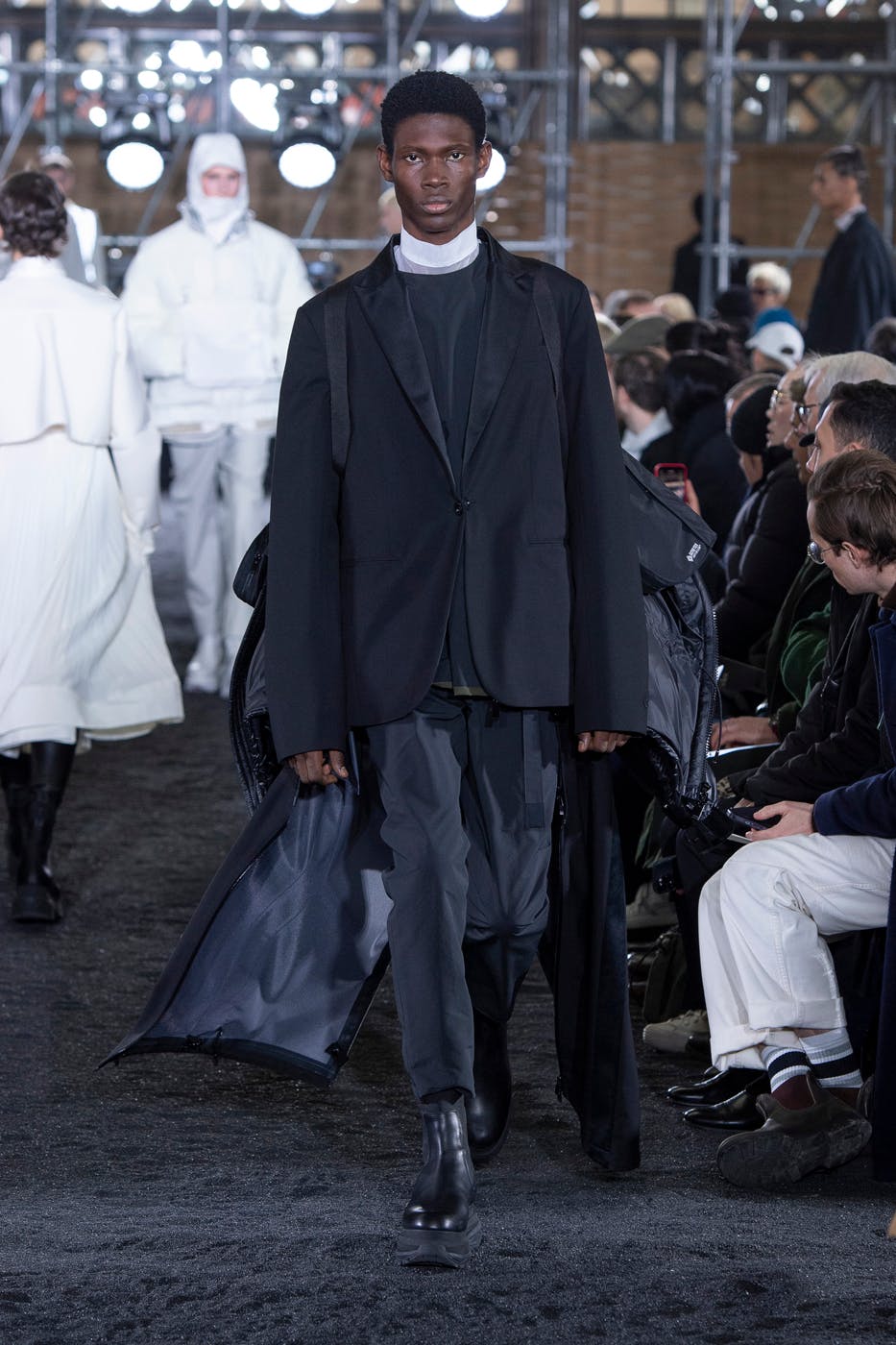sacai-fw23 (60)