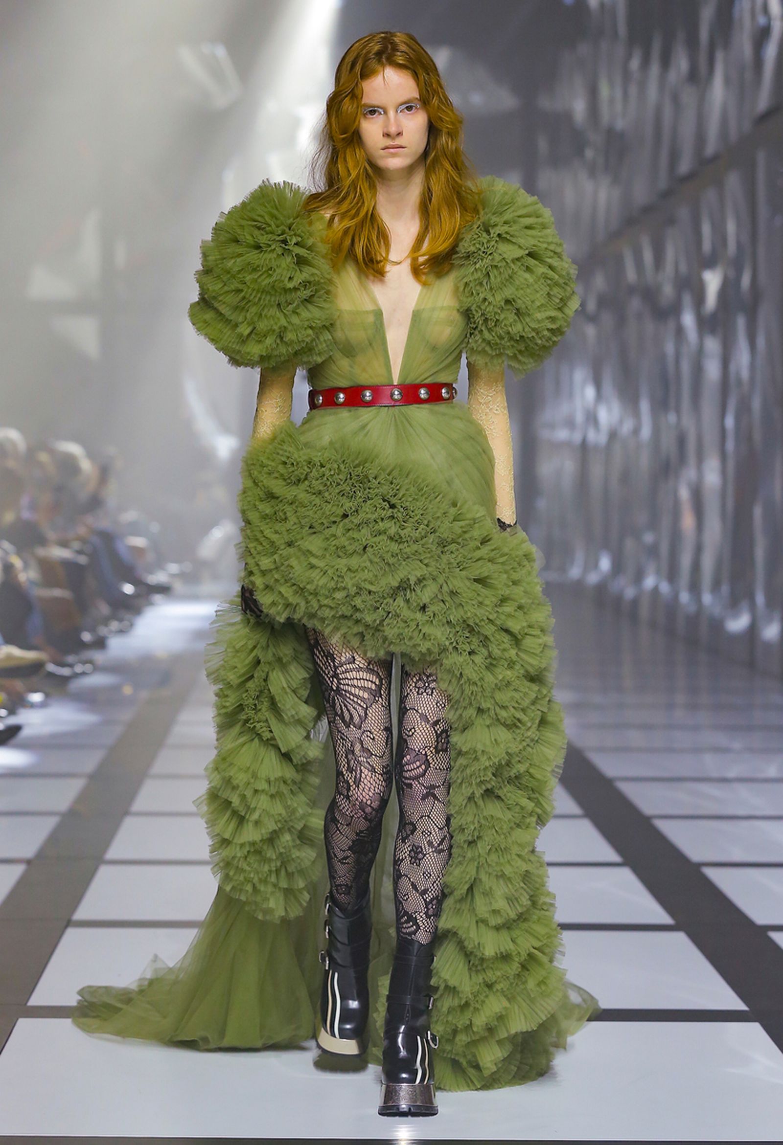 gucci-fw22-collection-runway-show-exquisite- (75)