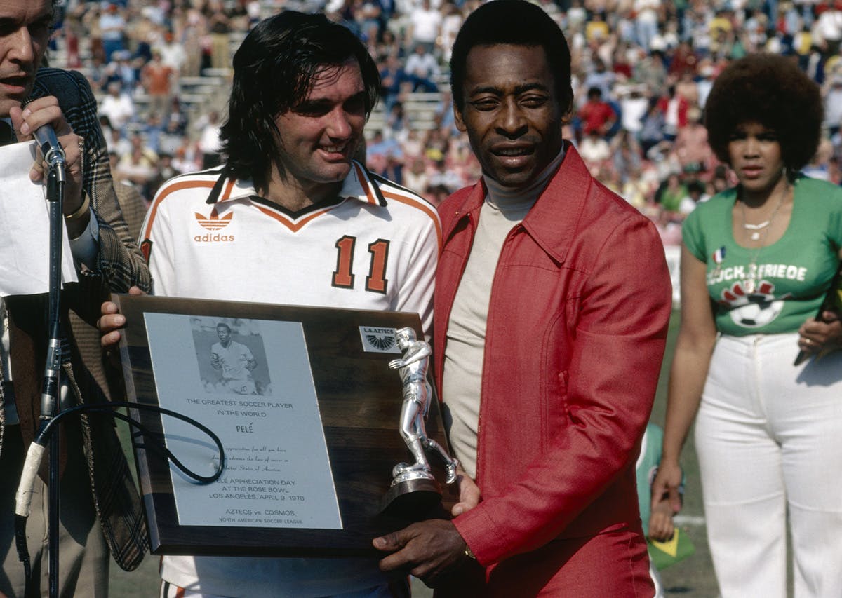 pele-fashion-football-icon-008