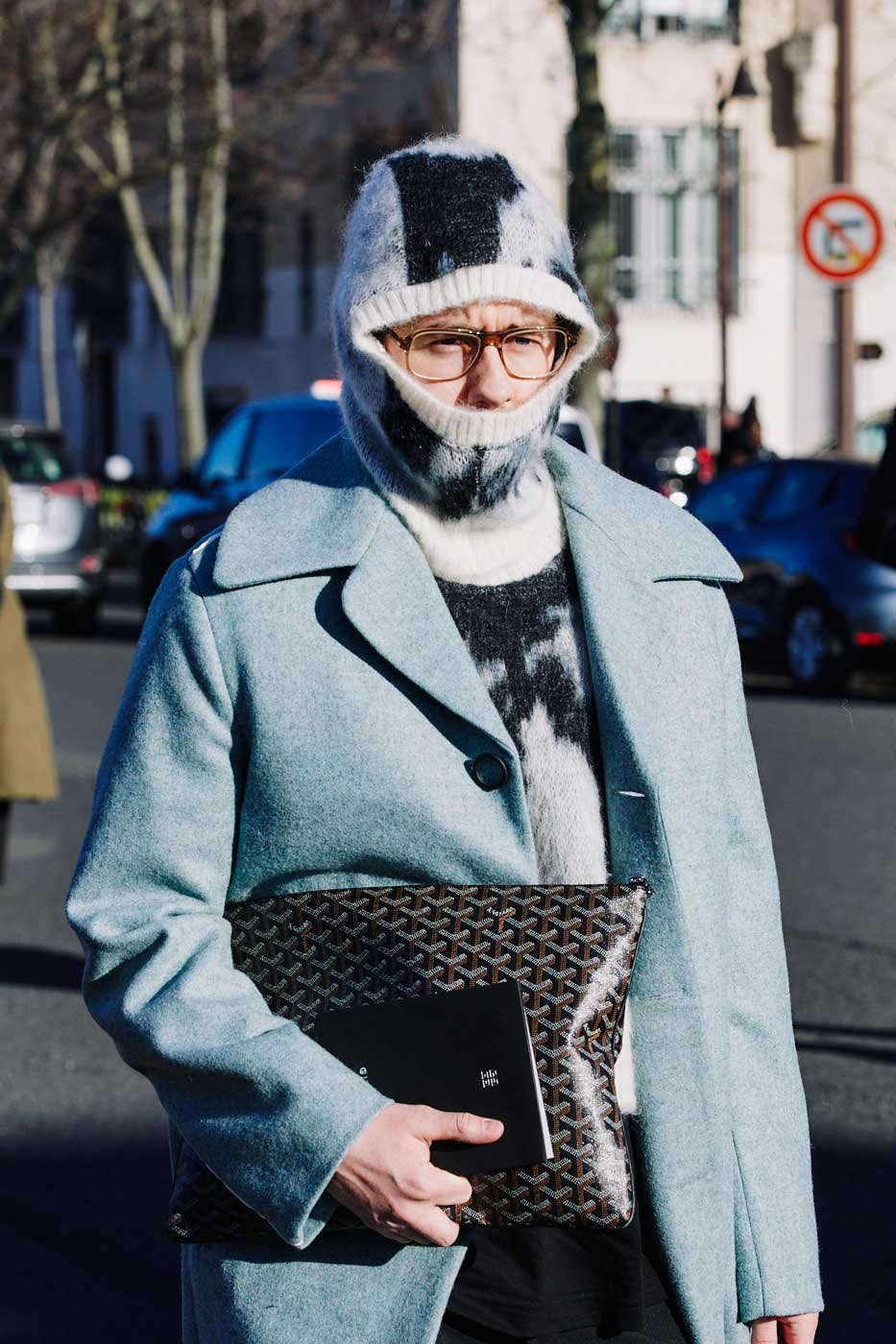 paris-fashion-week-fw23-streetstyle-(14)