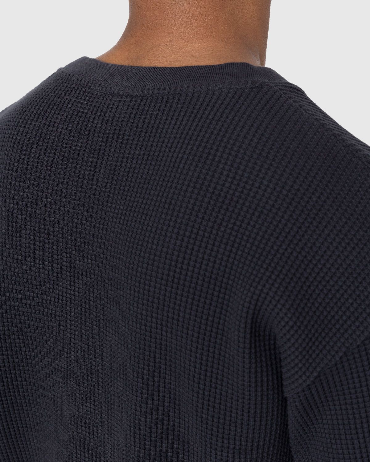 Highsnobiety – Thermal Crew Black - Sweats - Black - Image 5