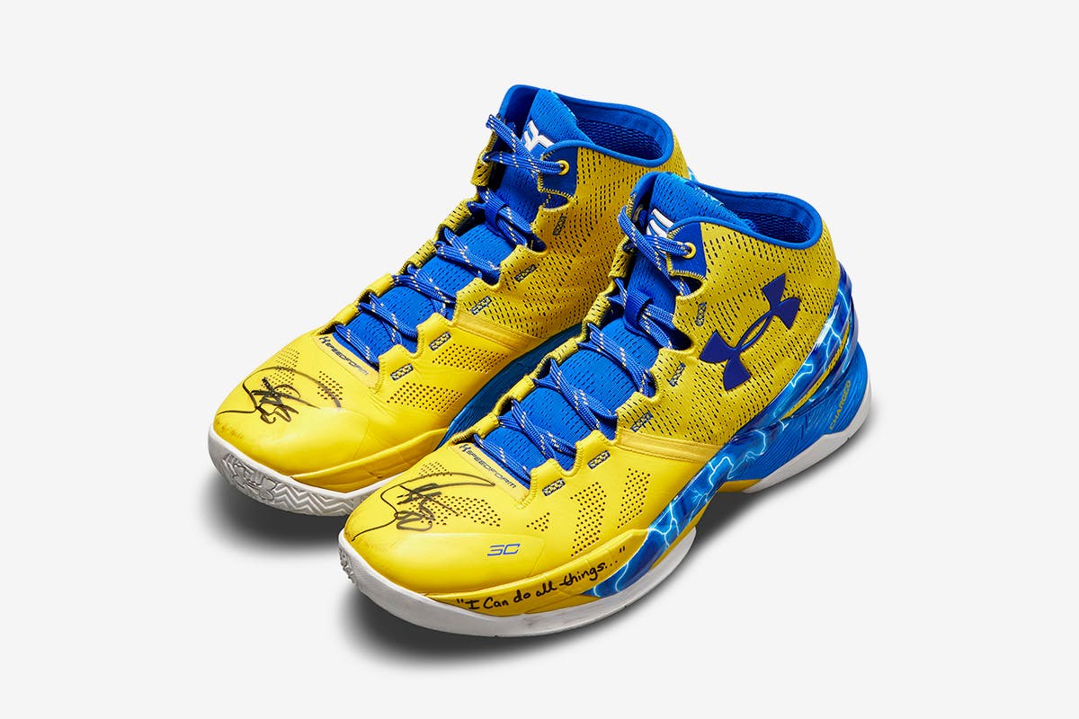 sothebys-sneaker-shop-02
