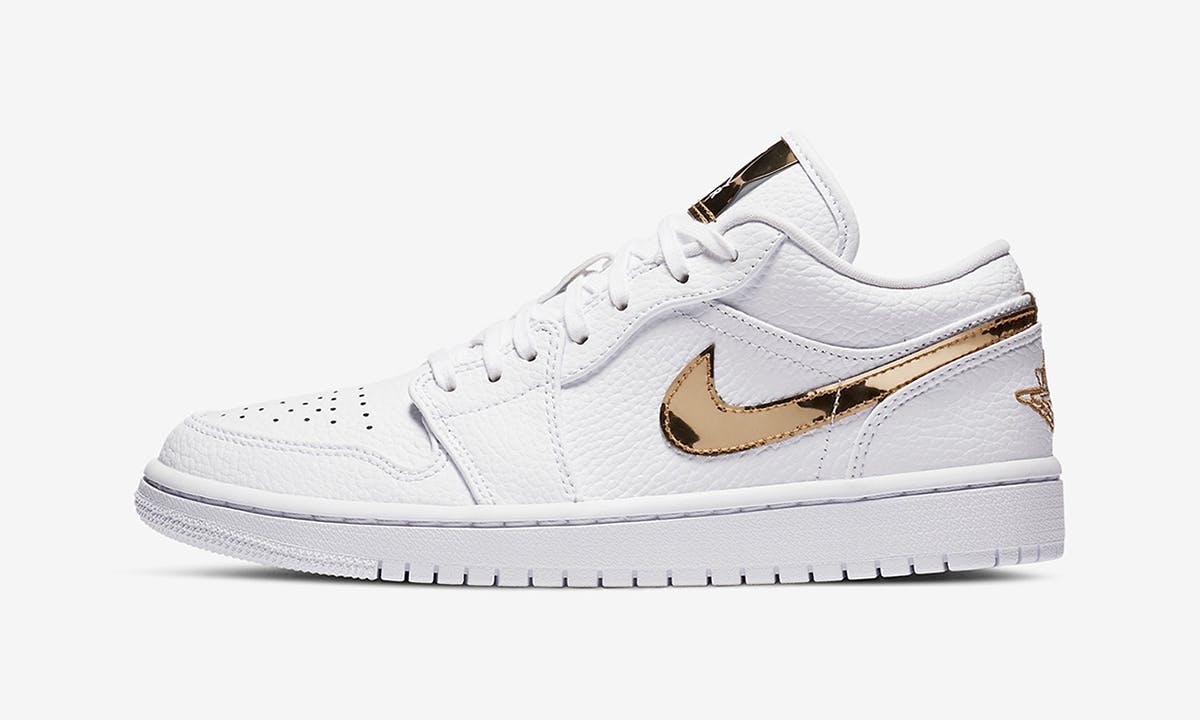 white jordan 1 low