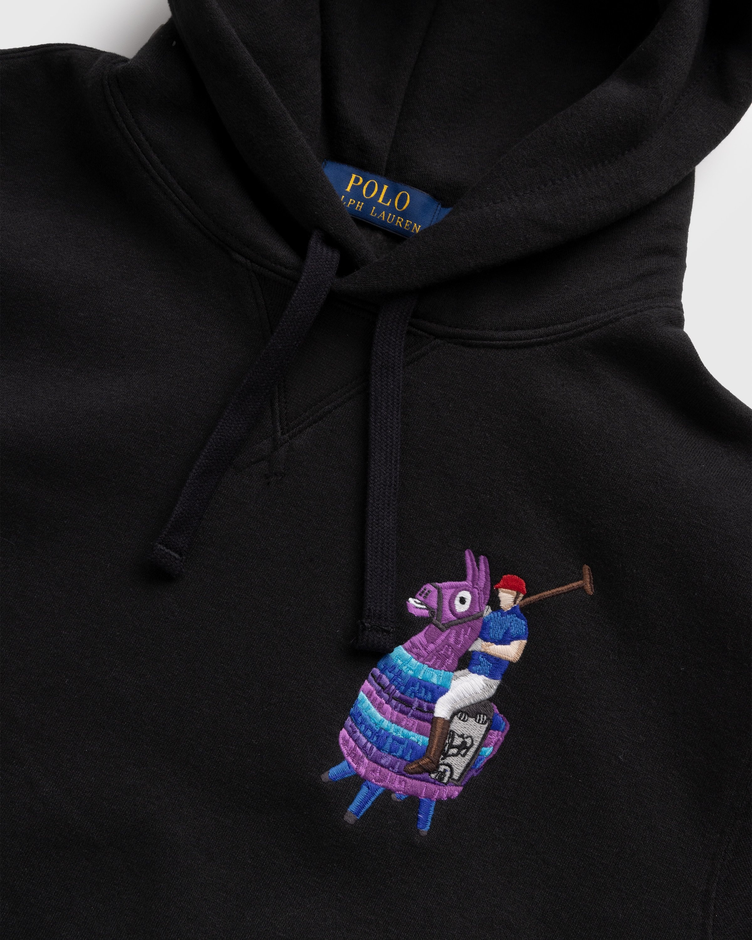 Fortnite shop sweatshirt canada