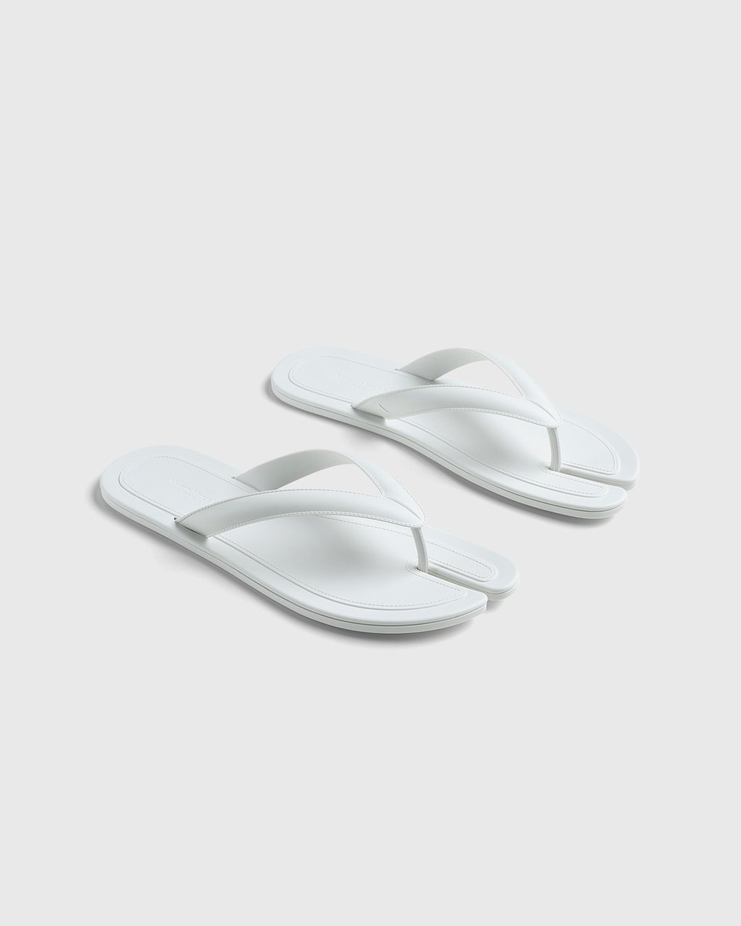 Maison Margiela – Tabi Flip-Flops White - Sandals - White - Image 8