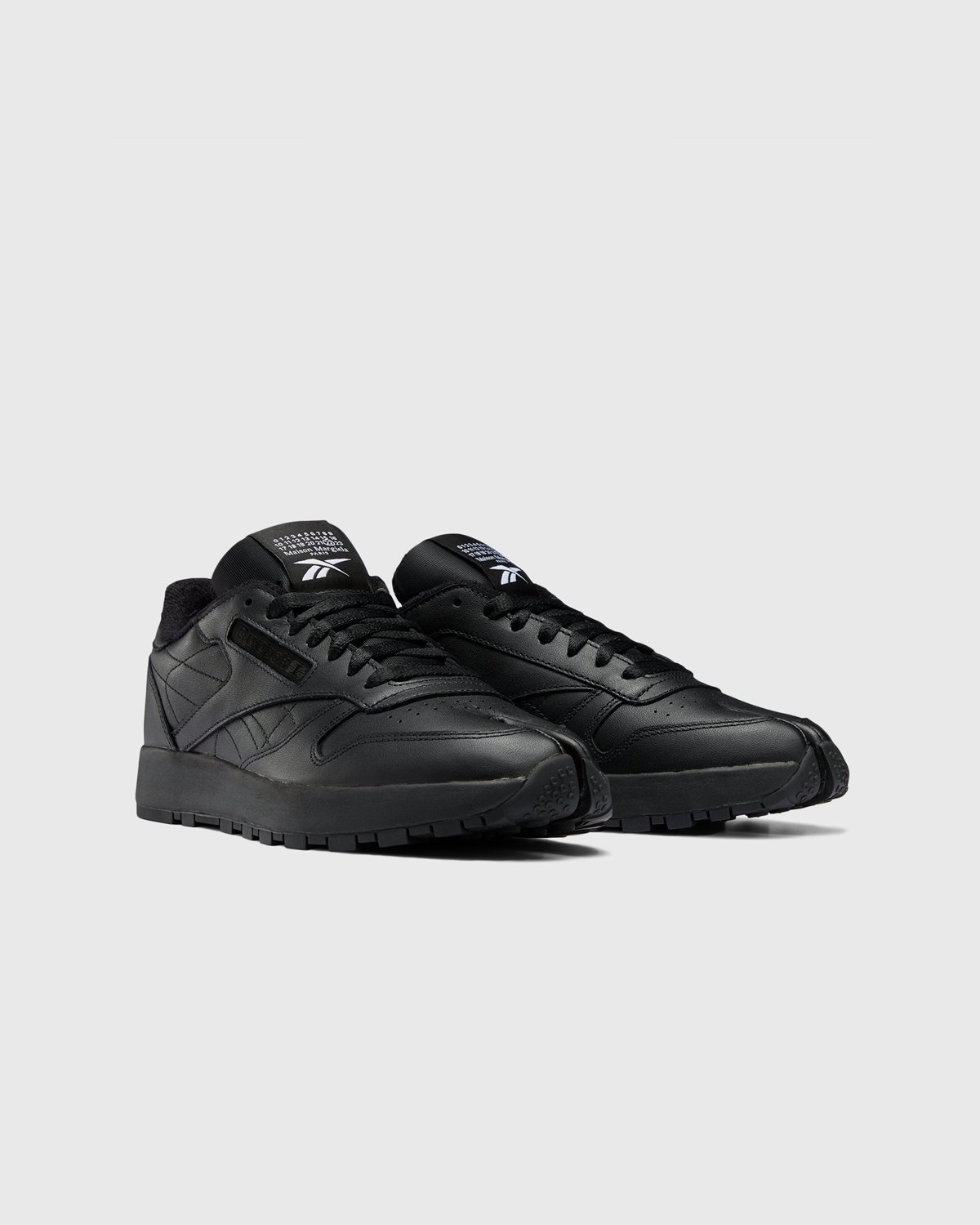 Maison Margiela x Reebok – Classic Leather Tabi Black - Low Top Sneakers - Black - Image 2