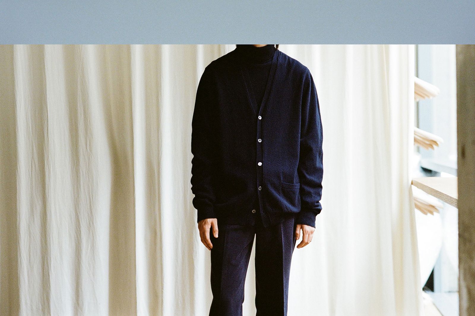 comoli-fall-winter-2022-japan-clothing (19)