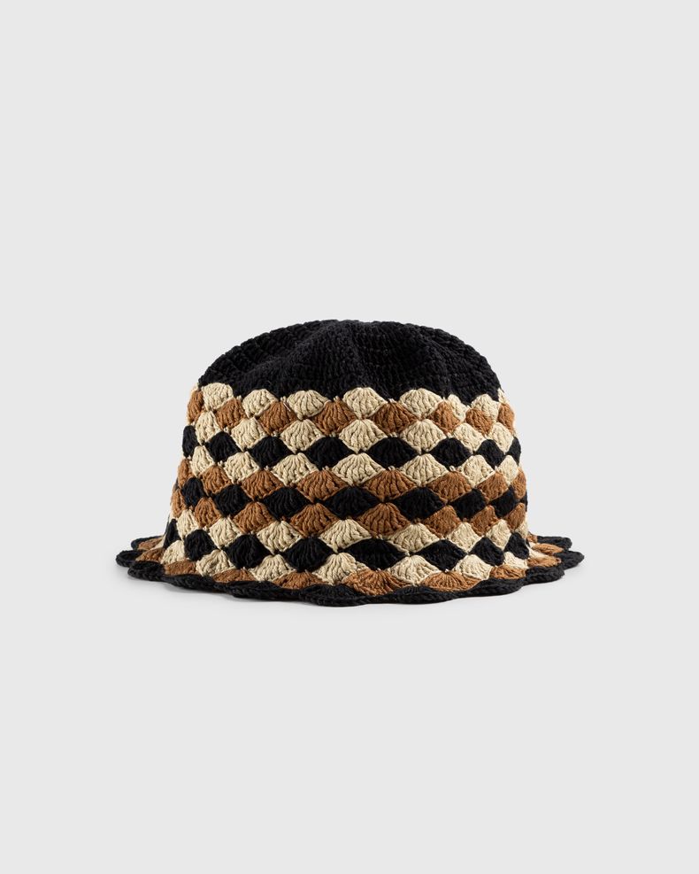 SSU – Seashell Stitch Crochet Bucket Hat Black/Brown