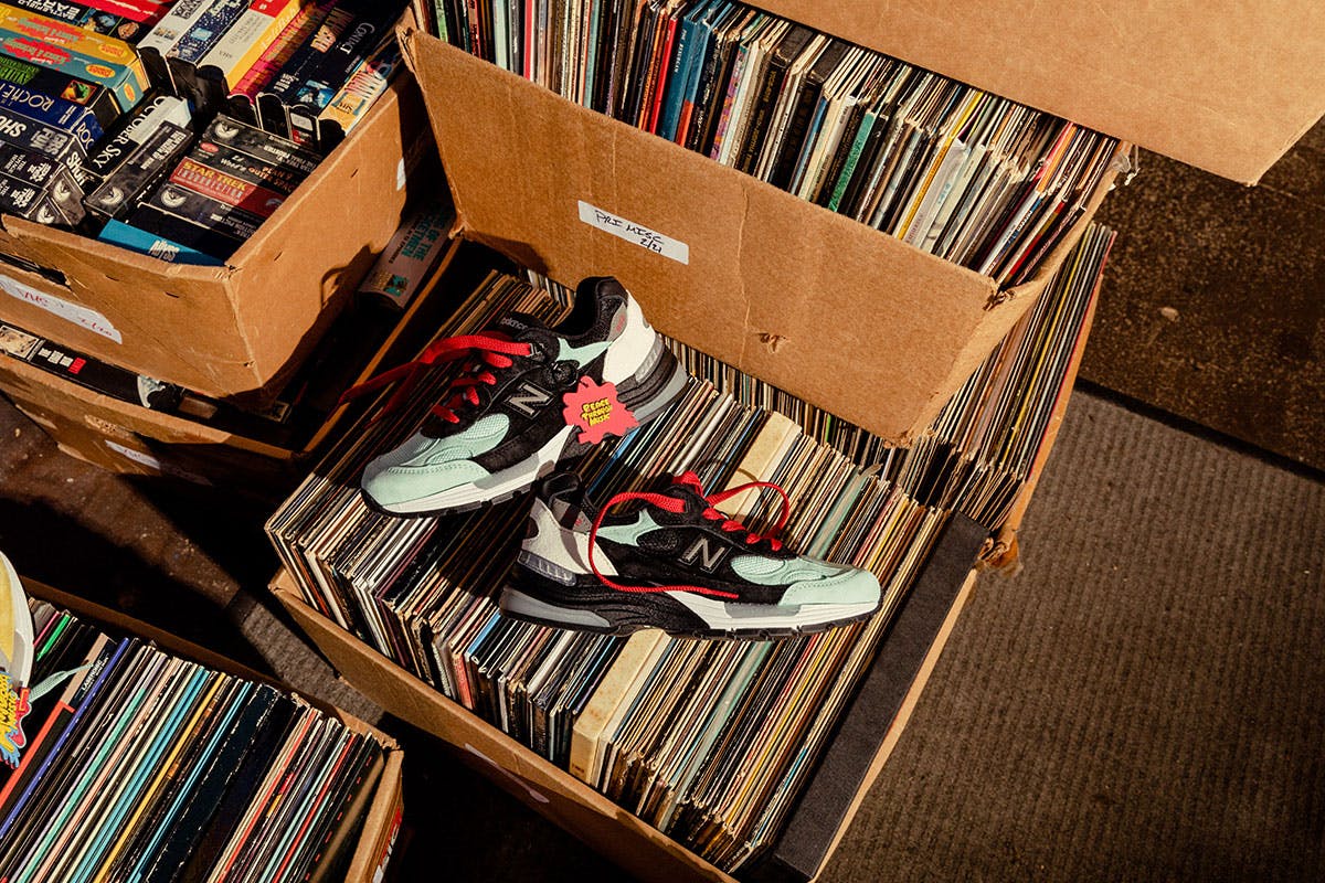 992 nice kicks