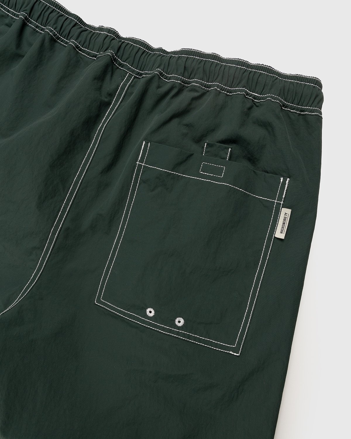Highsnobiety – Contrast Brushed Nylon Elastic Pants Green - Pants - Green - Image 3