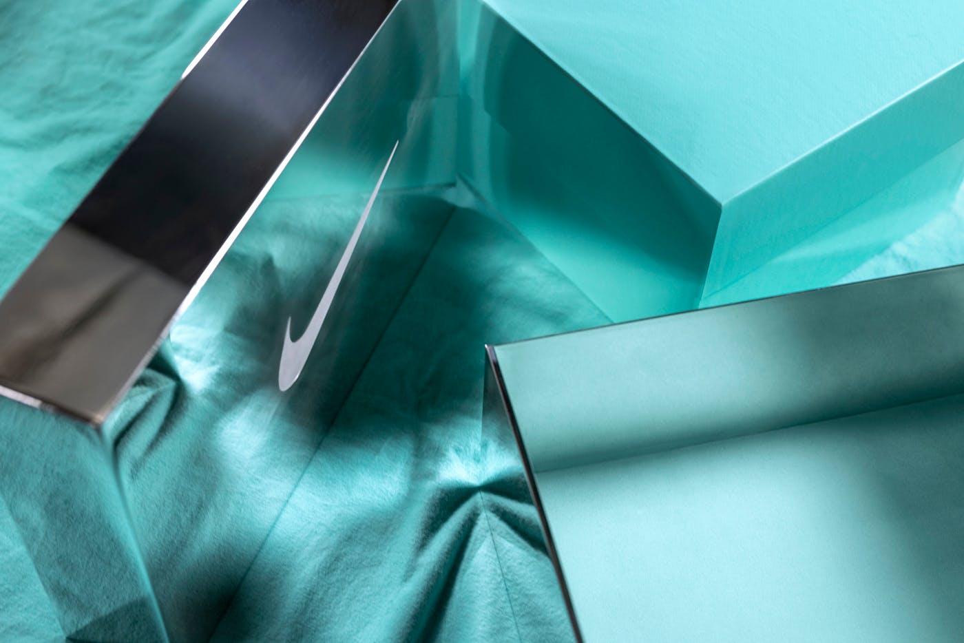 tiffany-nike-shoebox (10)