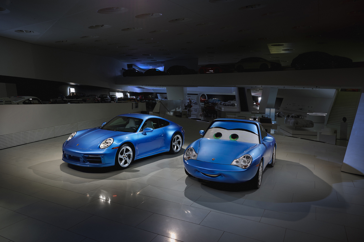 sally-cars-porsche-911-pixar-auction-price (4)