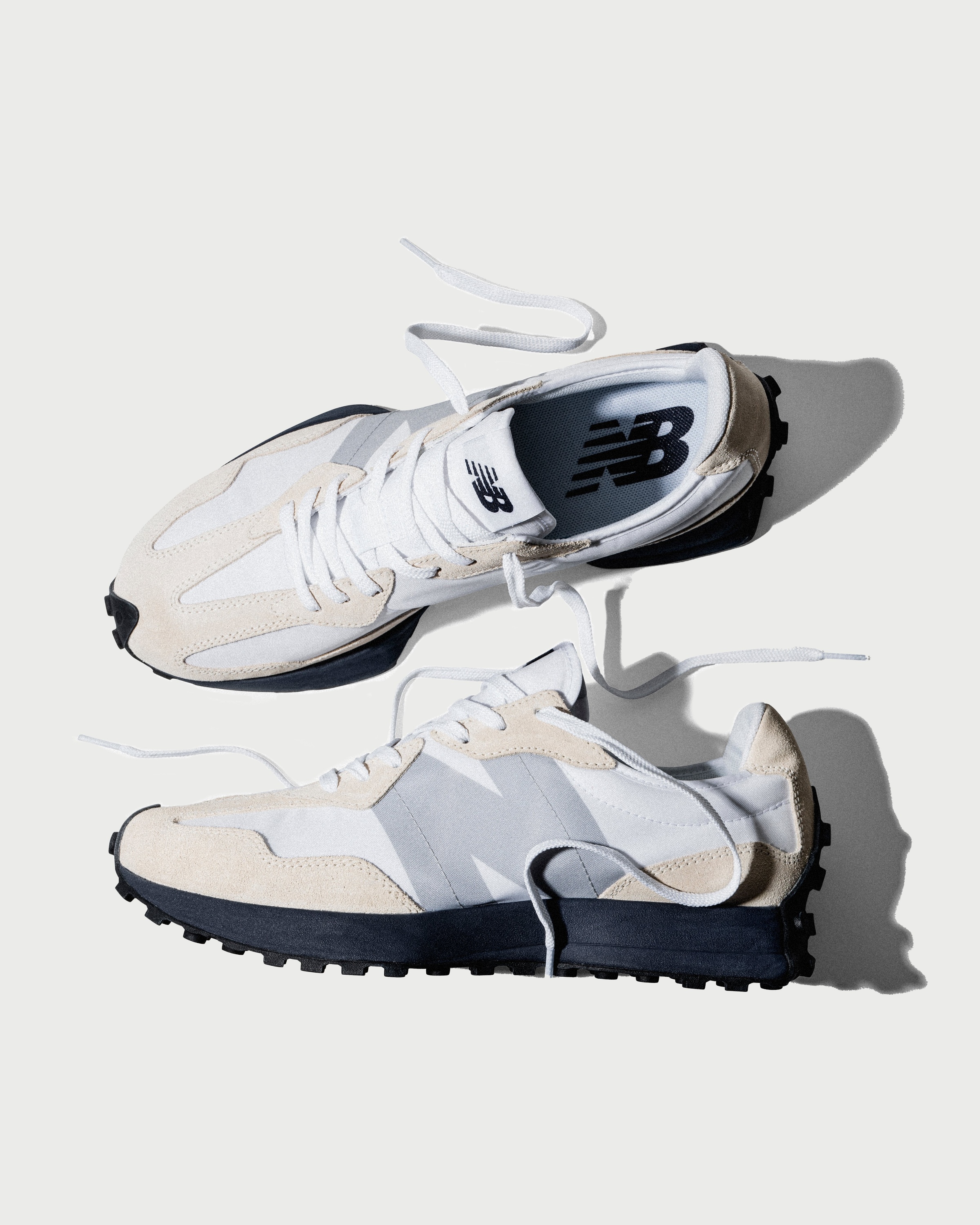 New Balance – MS327 Munsell White/Navy - Sneakers - White - Image 3