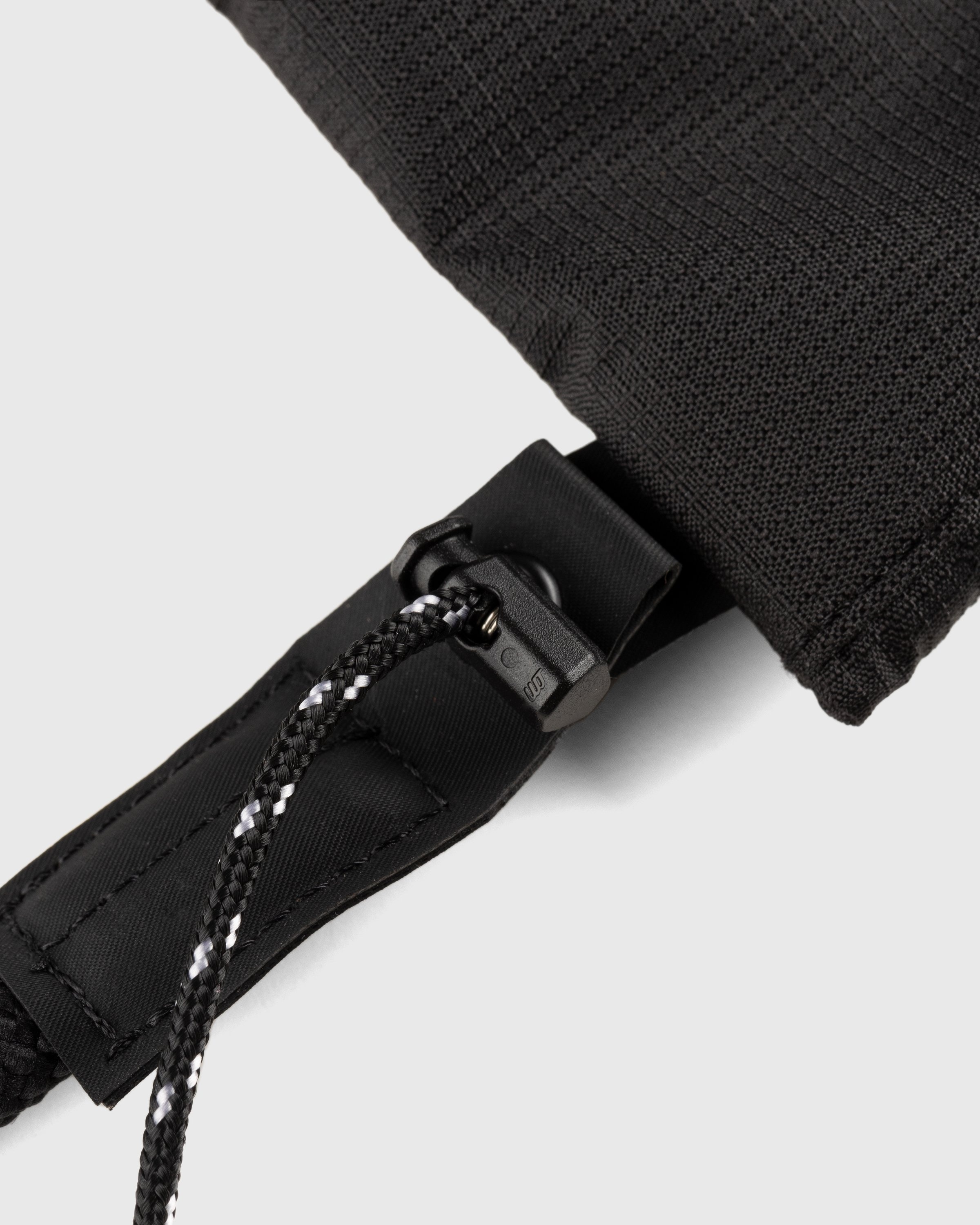 Gramicci – Climbing Chalk Bag Black - Bags - Black - Image 4