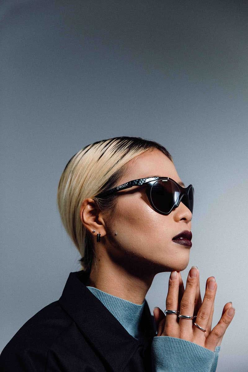 oakely-sub-zero-2022-muzm-sunglasses-release-date (2)