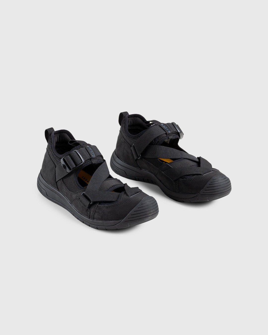Keen – Zerraport Trail Triple Black - Sandals & Slides - Black - Image 3
