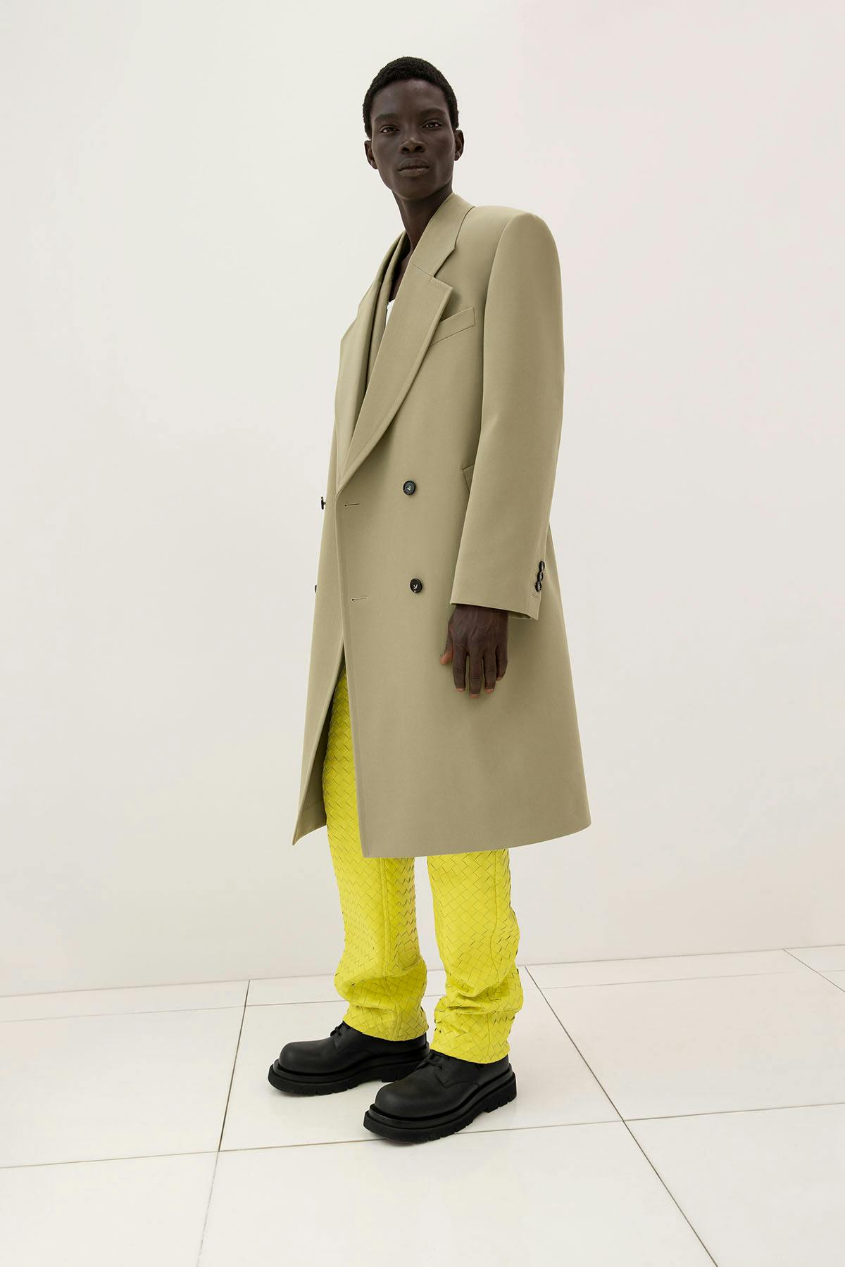 bottega-veneta-resort-2023-20