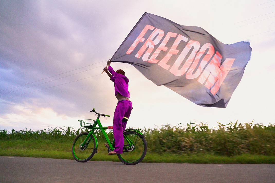 pigalle freedom fields editorial (3)