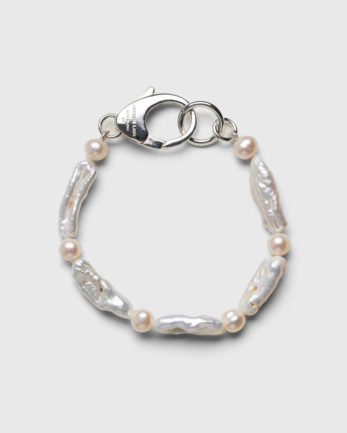 Hatton Labs – Baroque Pearl Bracelet Silver - Bracelets - Silver - Image 1