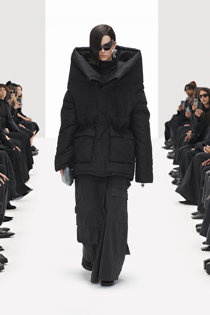 balenciaga-spring-2022-19