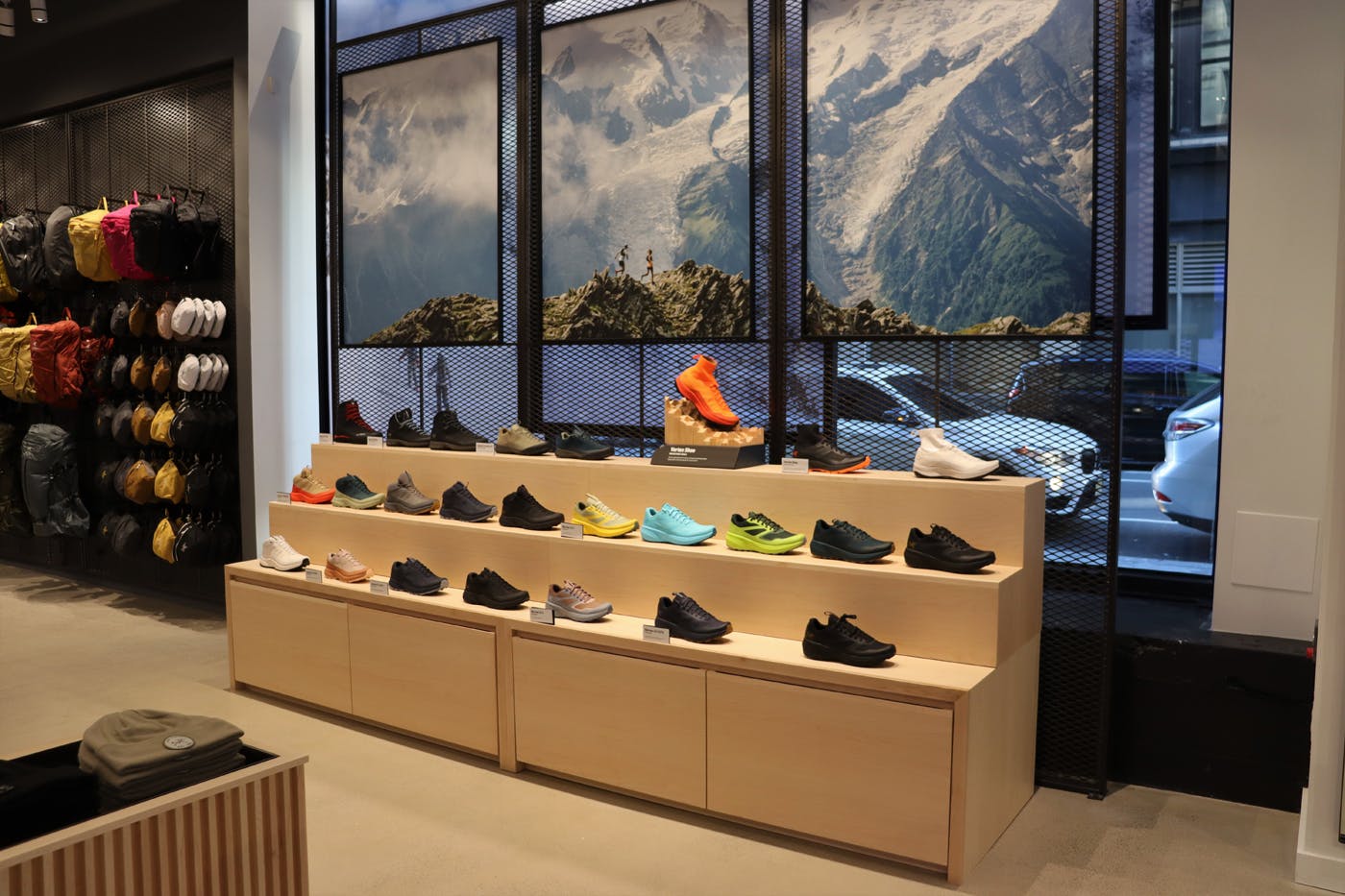 arcteryx-nyc-store-flatiron (9)