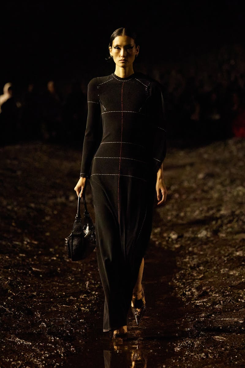 balenciaga-ss23-runway-show-collection-37