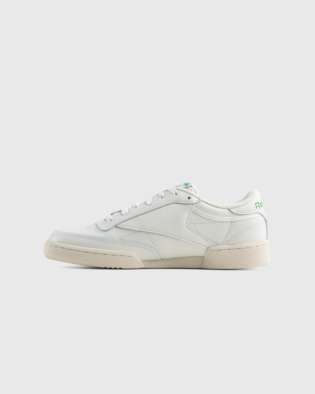 Reebok – Club C 85 Vintage Chalk - Sneakers - White - Image 2