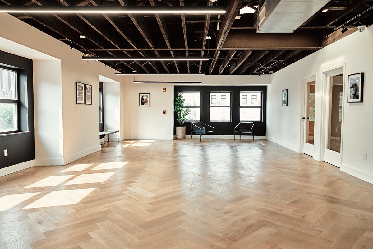 social status dunks free lunch