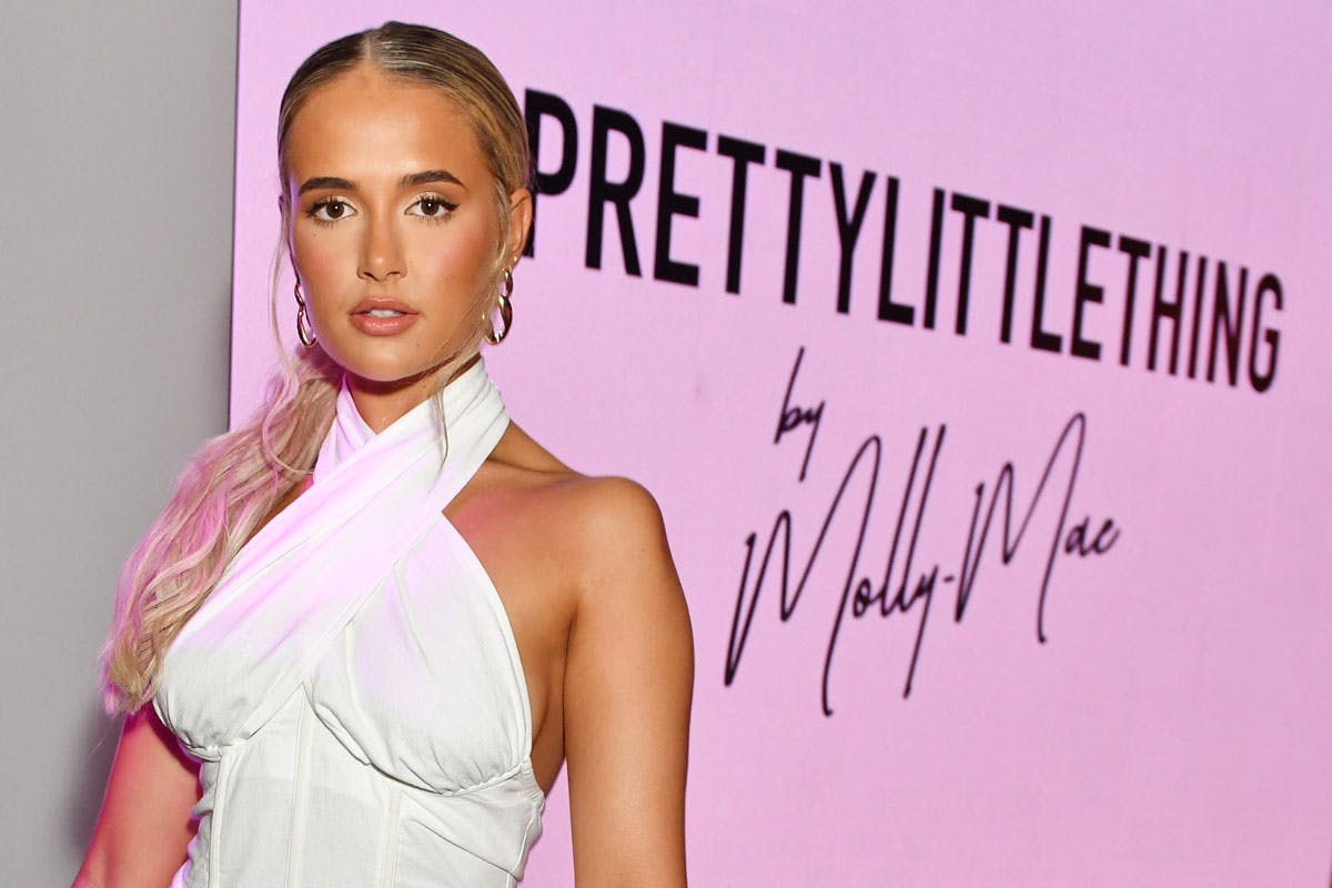 prettylittlething-fashion-week-01