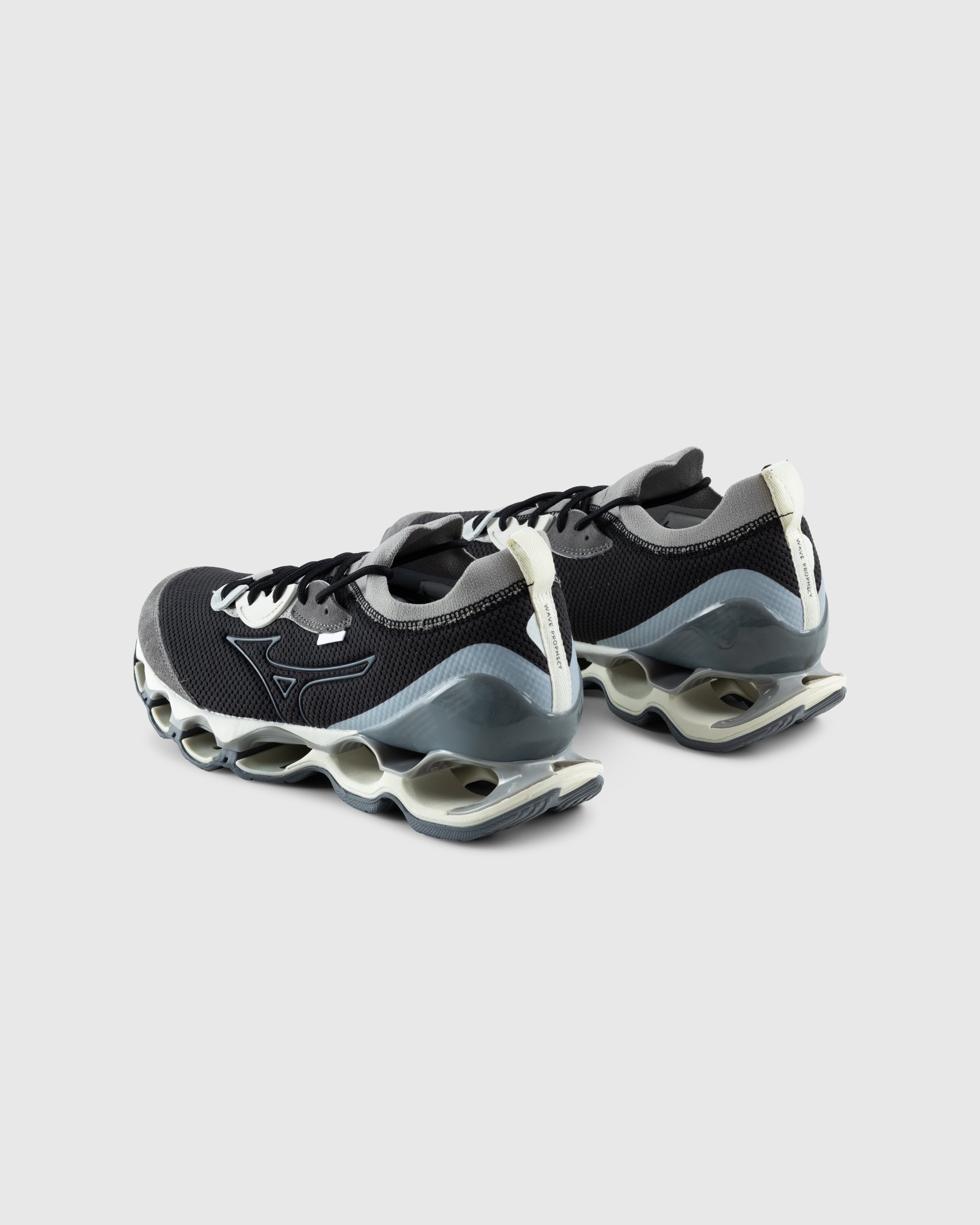 Mizuno – Wave Prophecy Beta Black - Sneakers - Black - Image 4