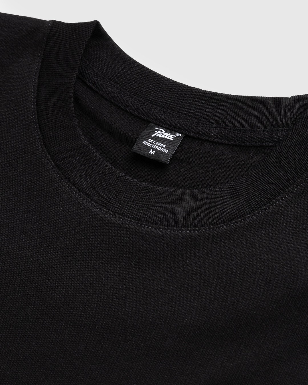 Simple black t sales shirt