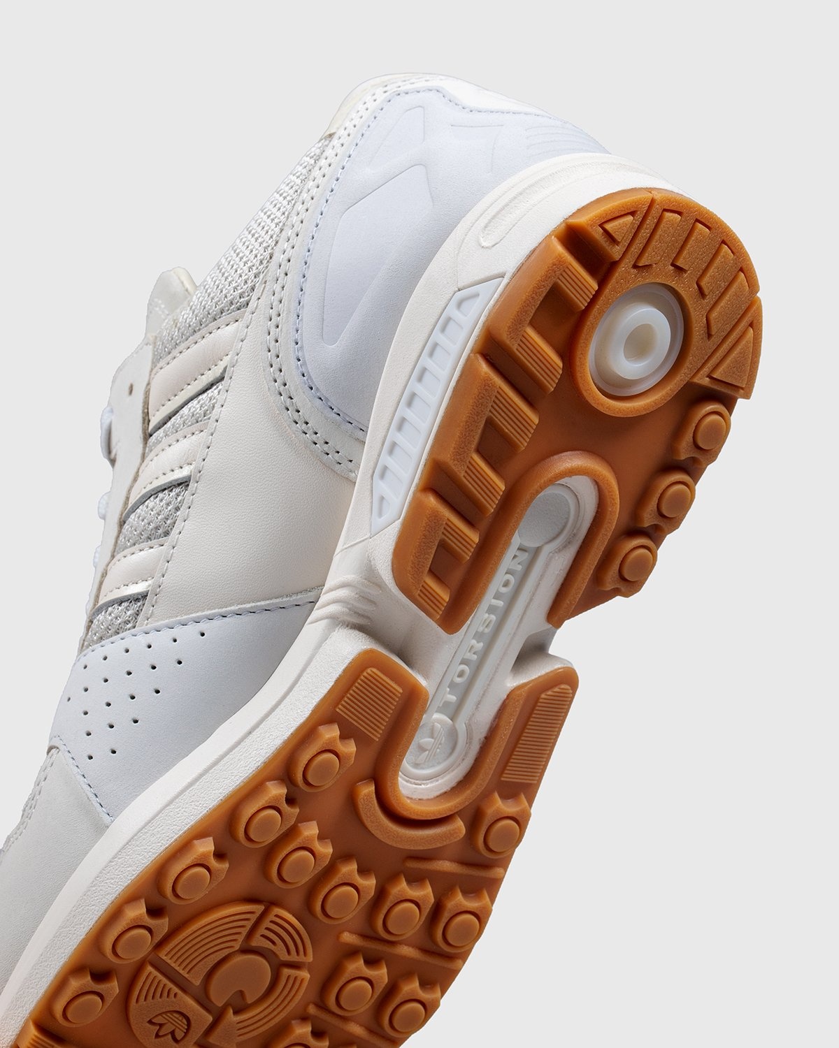 Adidas x Highsnobiety – ZX8000 Qualität Cream White - Low Top Sneakers - White - Image 6