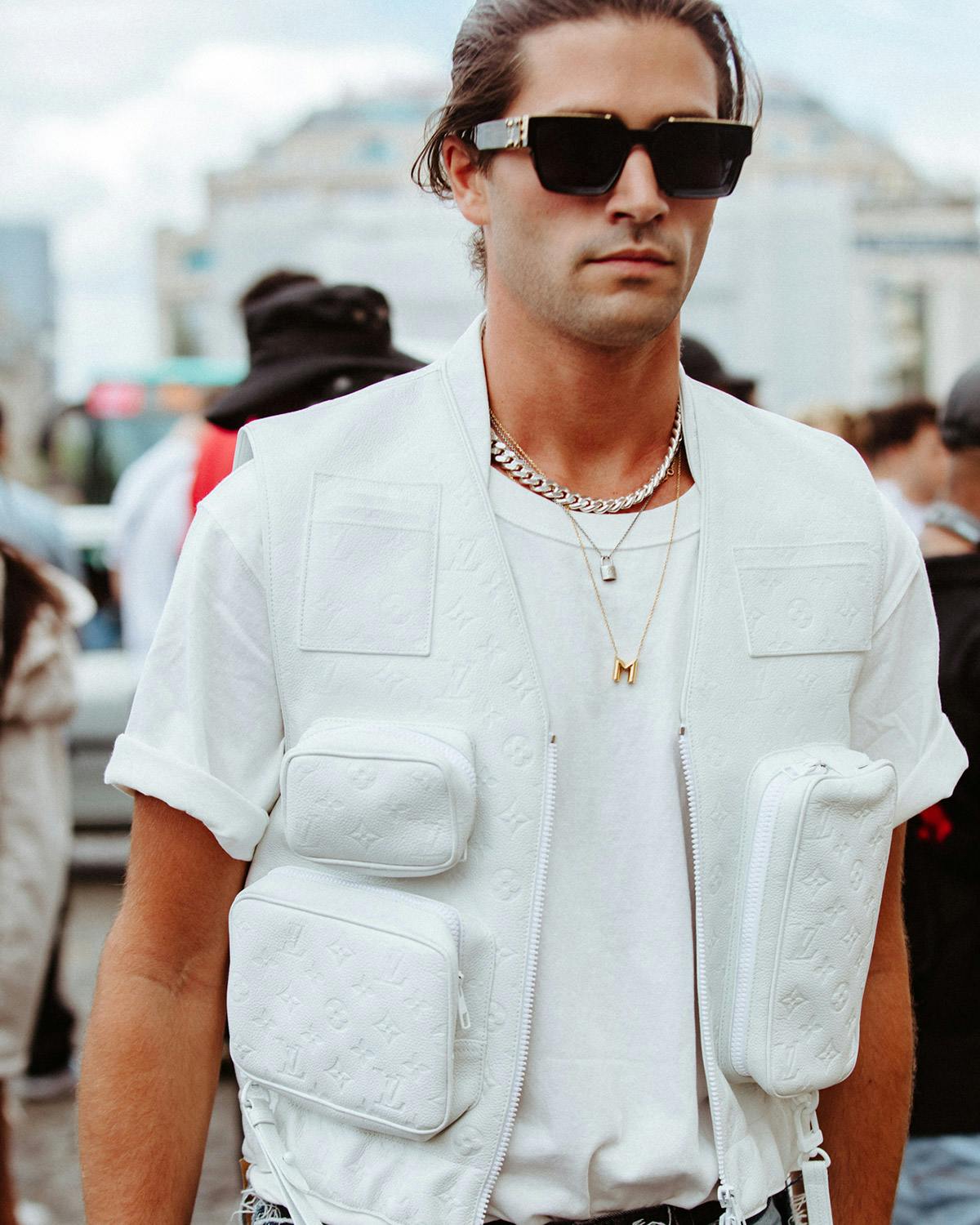 summer-colorways-tennis-whites-for-off-court-flexing-main