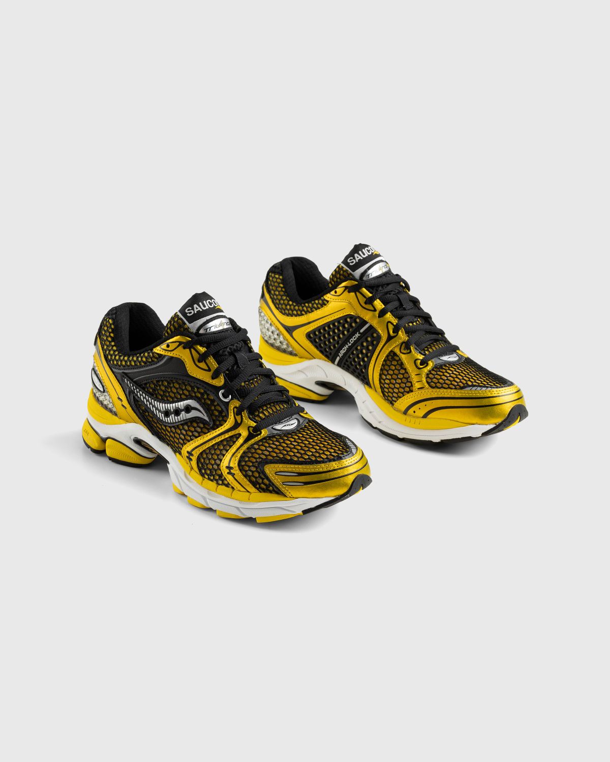 Saucony – ProGrid Triumph 4 Lemon - Low Top Sneakers - Yellow - Image 3