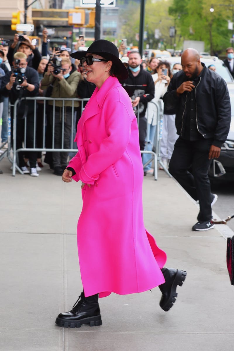 Kris Jenner is tickled pink arriving in New York ahead of the Met Gala!