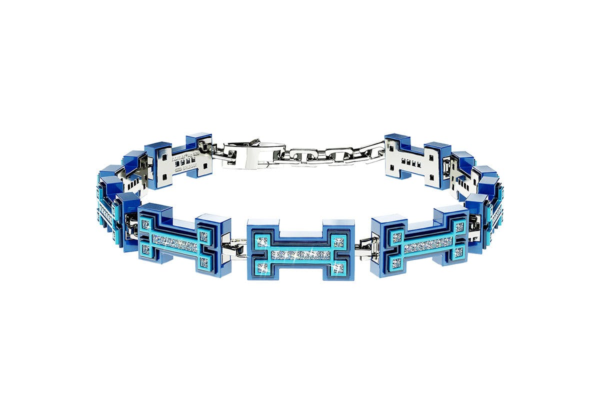 homer-chet-blue_0004_H-Bone-Bracelet-with-Stones_Chet-Blue-2048